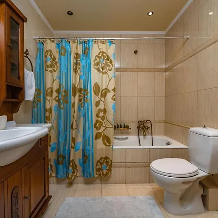 Arba Private House *