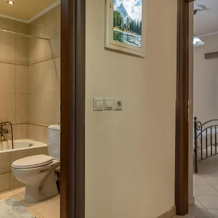 Arba Private House By 